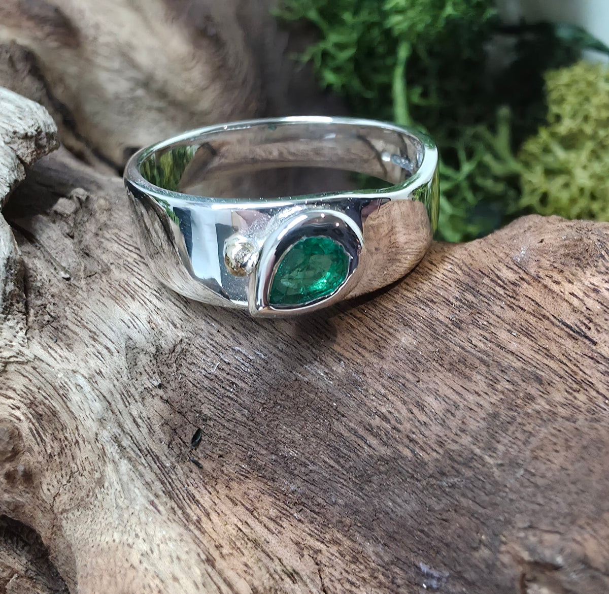 Sterling Silver Emerald Ring – Organic Handmade ring Size R/S but can be adjusted