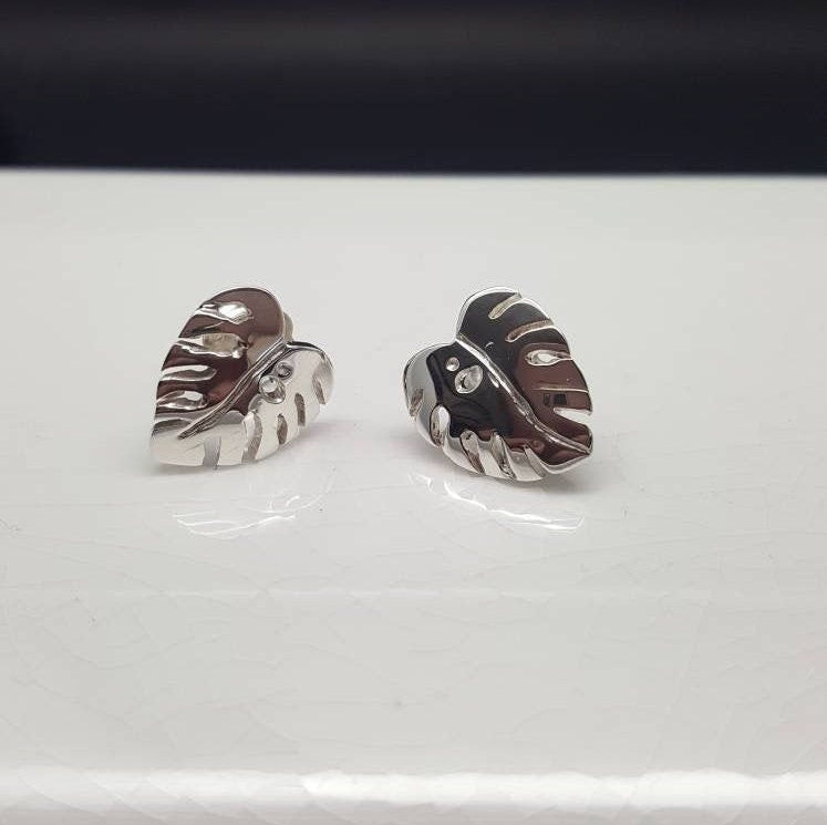 Cheese plant earrings, Mum gift, Mom Gift, Valentines Day, Monstera deliciosa, handmade, designer, nature, leaf earrings, houseplant gift