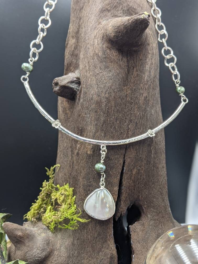 Mother of Pearl Sterling Silver Necklace, One of a Kind, In stock, Green Pearl Flower Collar