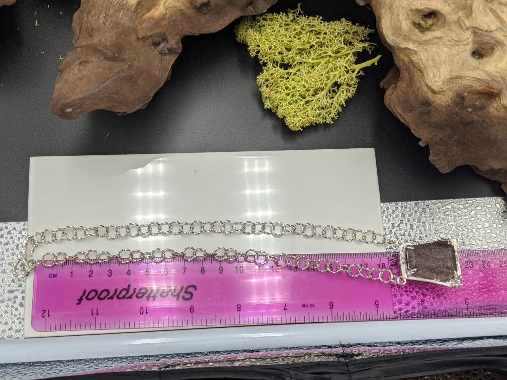 Moss agate choker, unusual cottagecore necklace, black diamond, granulation, handmade chain, red moss agate, Fae inspired necklace, twisted