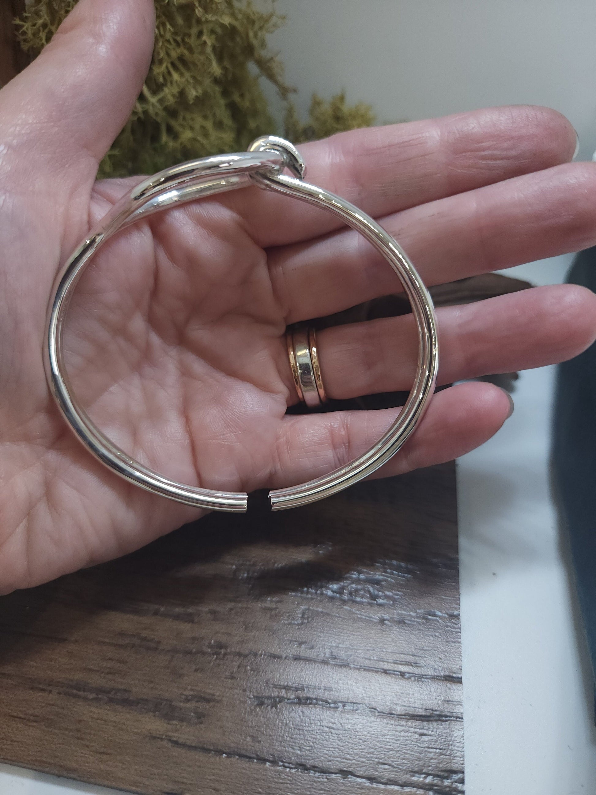 Sterling Silver Sussex Loop Bangle: Bronze Age Inspired Jewelry, historical jewellery, Handcrafted bangle, Sussex loop