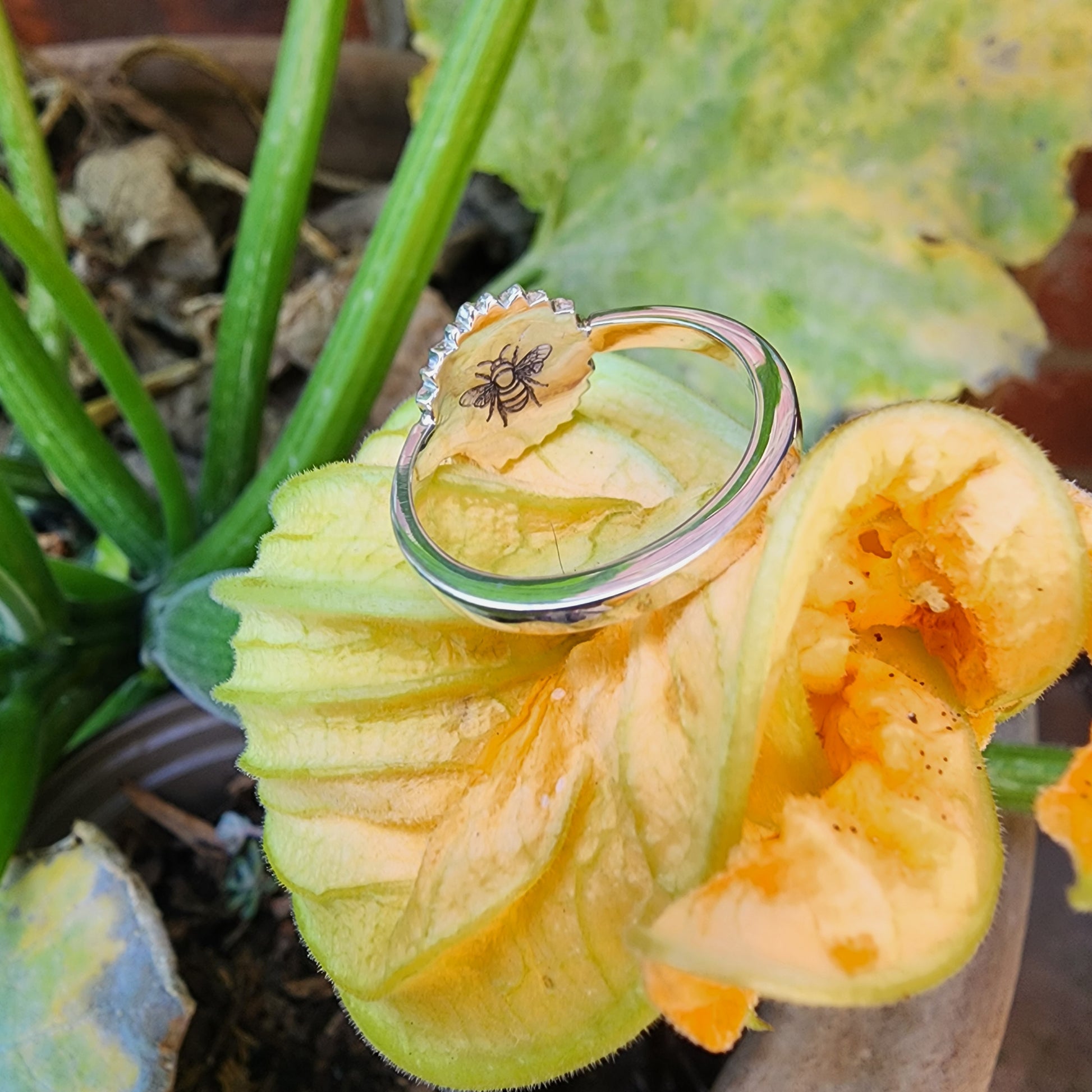 Sterling silver handcrafted Flower ring with engraved bee detail inside, Free UK post. Size R but can be altered